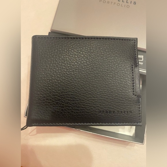 Perry Ellis Portfolio Slim Bifold Wallet Navy NWT - Picture 2 of 6